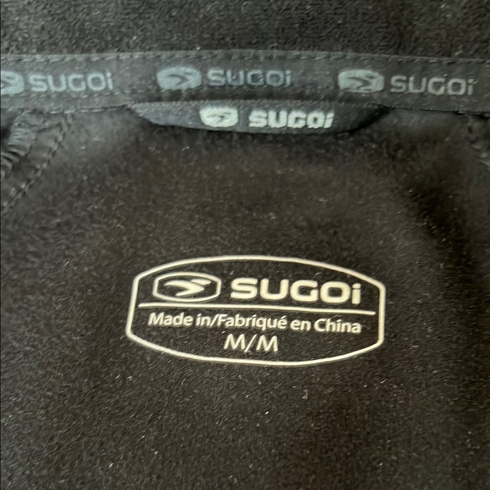 Sugoi Black Performance Jacket With Reflective Ac… - image 3